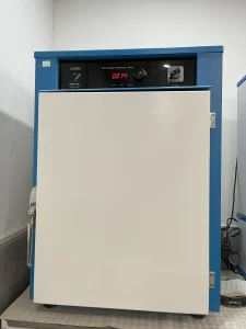 az1